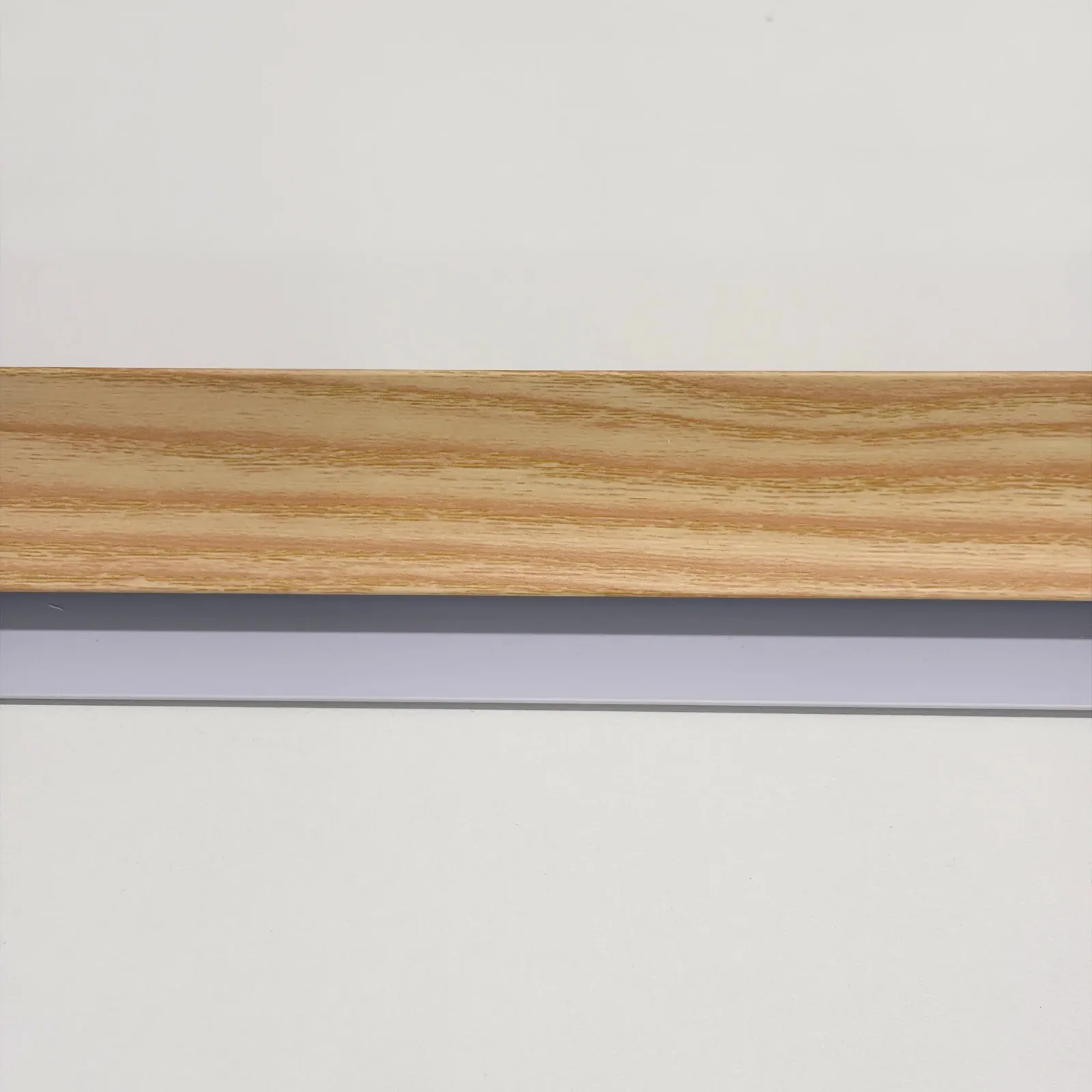 Esquinero interior — Maple Natural