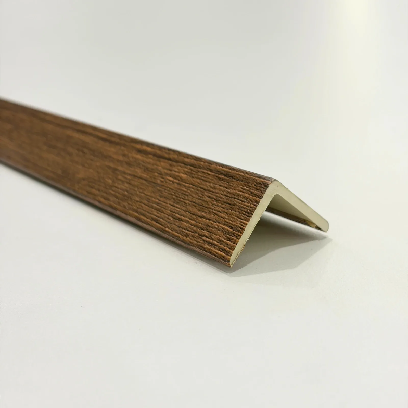 Angulo para lambrin interior WPC 2.90m — Pino Rústico